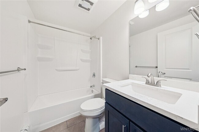 Building Photo - 1343 Millersport Hwy
