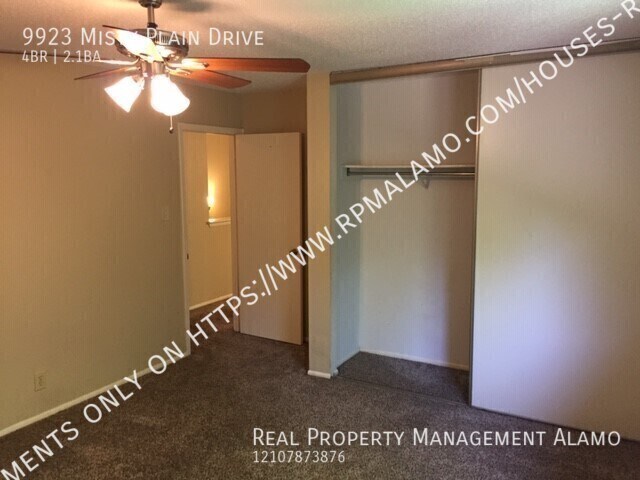 Building Photo - 9923 Misty Plain Dr