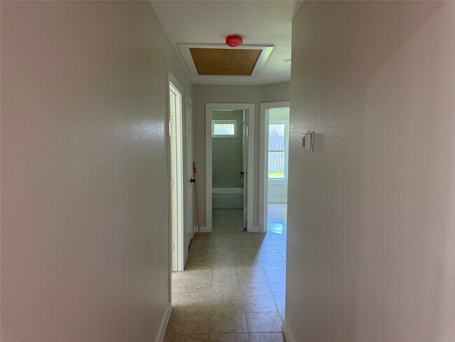 Building Photo - 13123 Careywood Dr