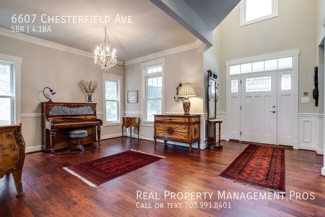 Building Photo - 6607 Chesterfield Ave