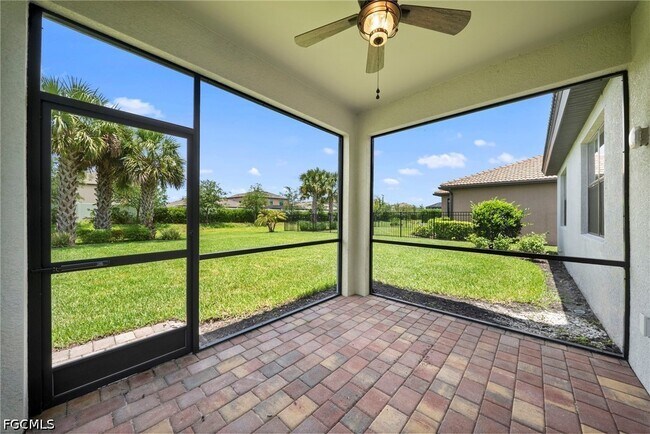 Building Photo - 3685 E Hampton Cir