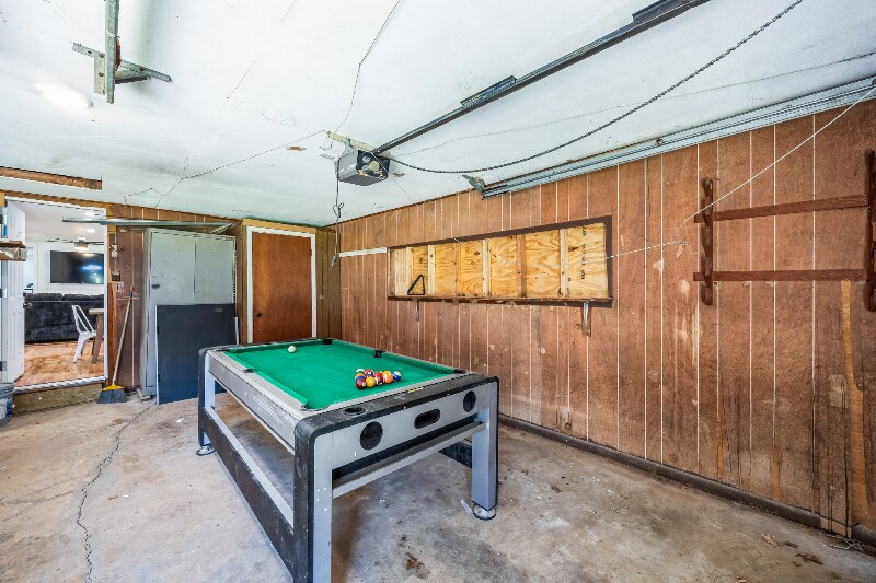 Building Photo - 229 Sherman Dr