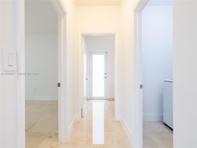 Building Photo - 7010 NW 106th Ave