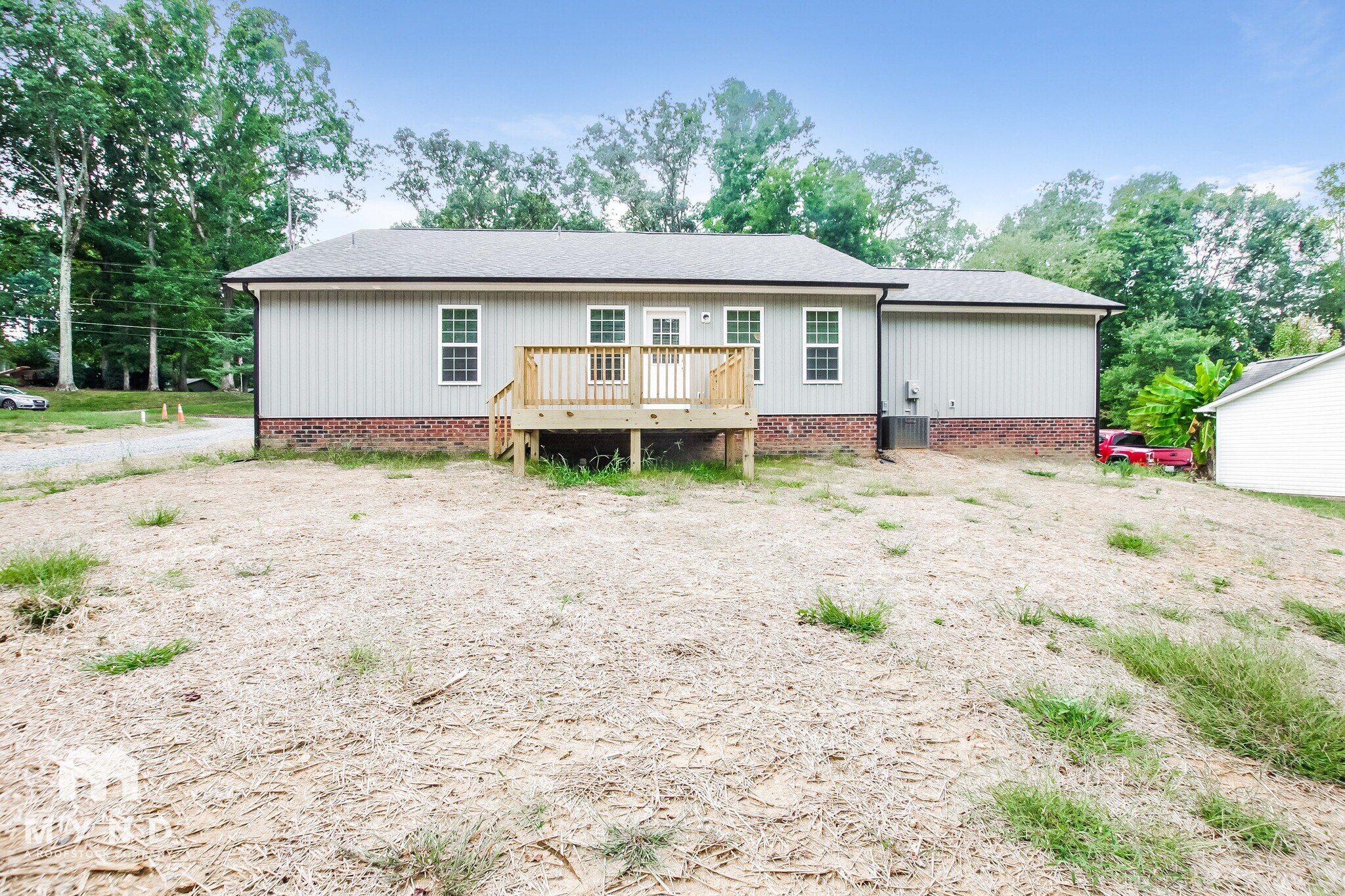 Building Photo - 4250 Burgin St