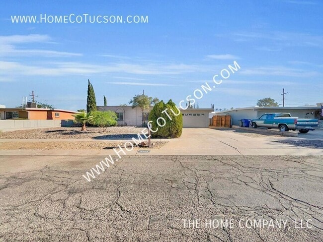 Building Photo - 8509 E Beverly St