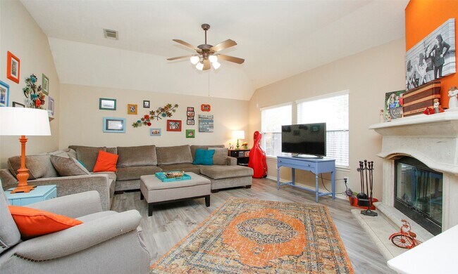 Building Photo - 8206 Sierra Dawn Dr