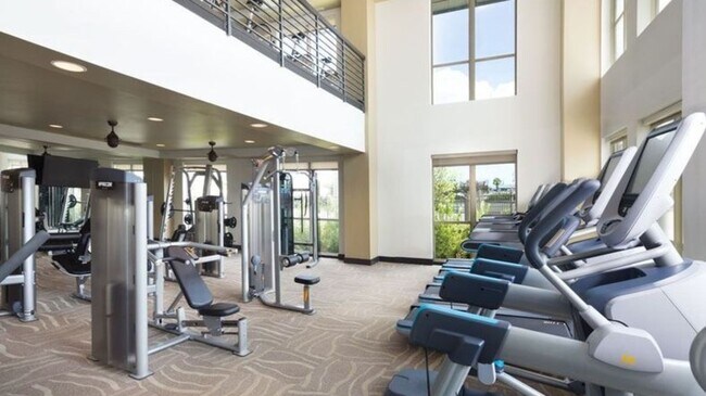 Building Photo - 10300 Katy Fwy