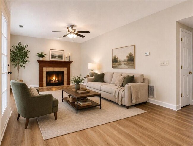 Building Photo - 1630 Green Oak Cir NW