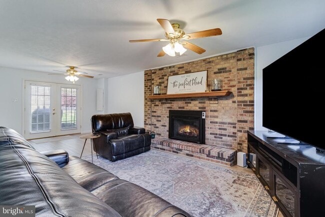 Building Photo - 509 Dogwood Ct