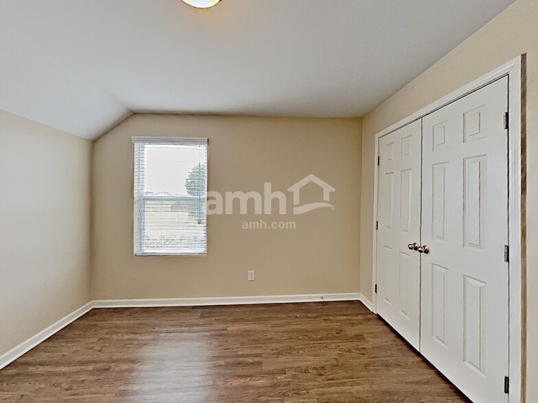 Building Photo - 375 Dunnwood Loop