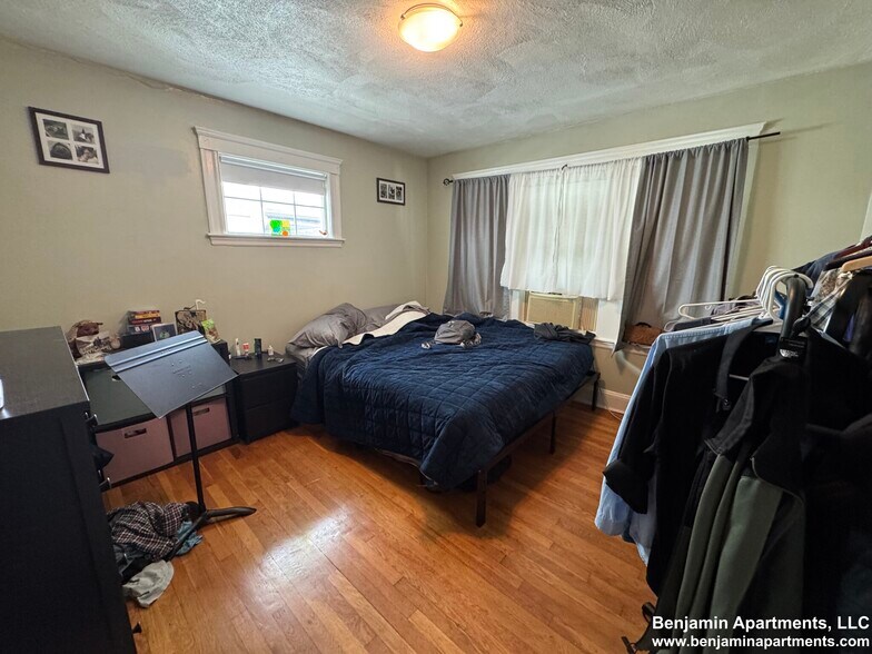Building Photo - 60 Litchfield St