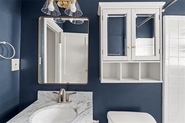 Building Photo - 259 Spence Ave SE