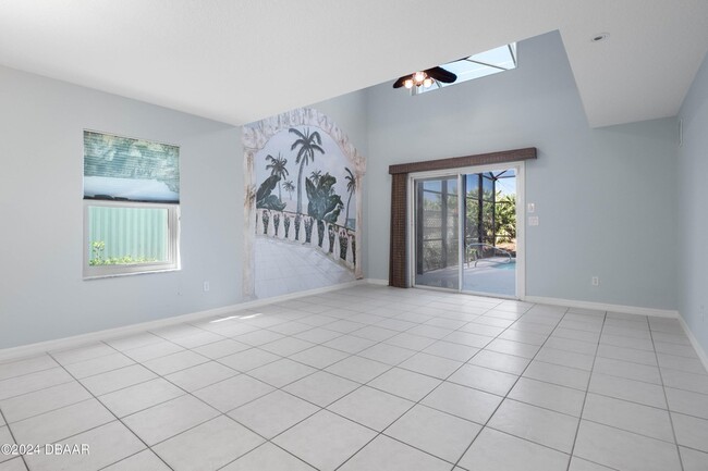 Building Photo - 166 Coquina Key Dr