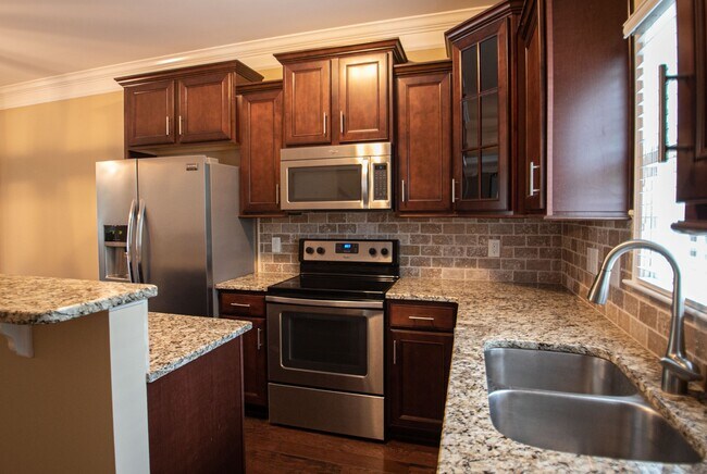 Building Photo - 1018 Rural Plains Cir