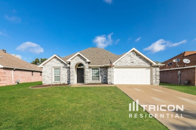 Building Photo - 919 Bermuda St