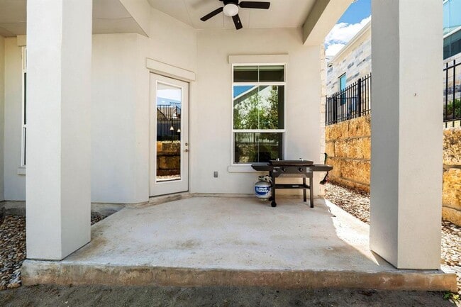 Building Photo - 306 Cartwheel Bend