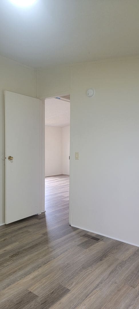 Building Photo - 3 Bedroom, 2 Bath Double Wide in Rockwell ...