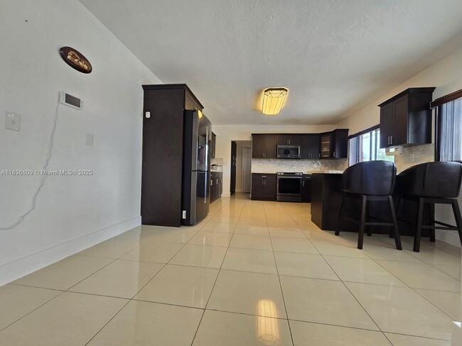 Building Photo - 25600 SW 157th Ave
