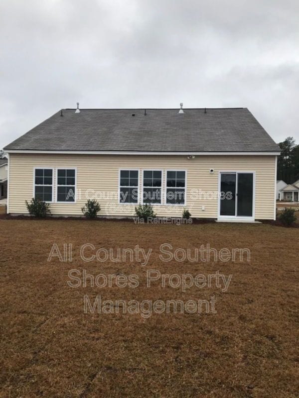 Building Photo - 877 Devon Estate Ave