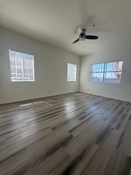 Building Photo - 1600 Perkins Ln