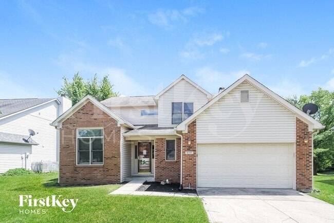 Primary Photo - 10705 Creekside Woods Dr