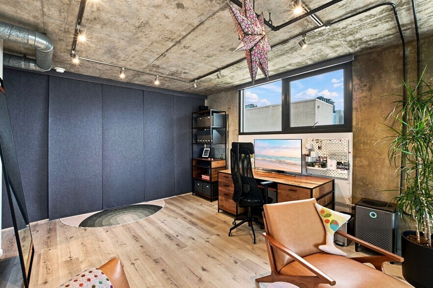 Building Photo - 1780 Kettner Blvd