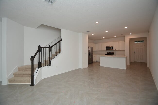 Building Photo - 344 Redbud Rd