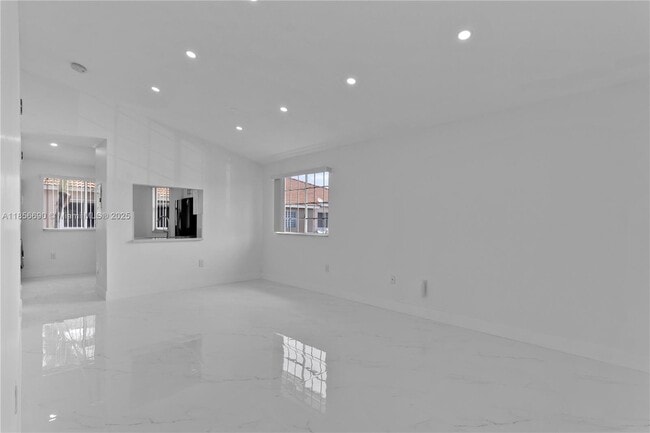 Building Photo - 13125 SW 64th Terrace