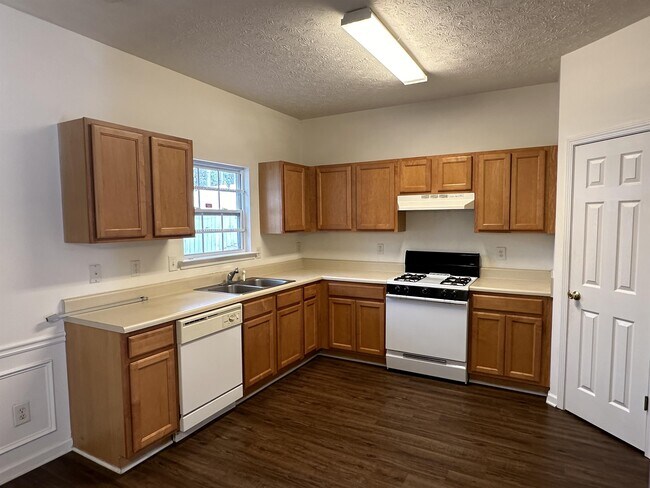 Building Photo - 3823 Grovemont Pl