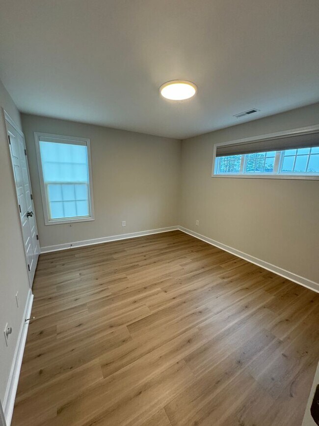 Building Photo - Rental - LIKE NEW!!!!  Absolutely Beautiful!!!