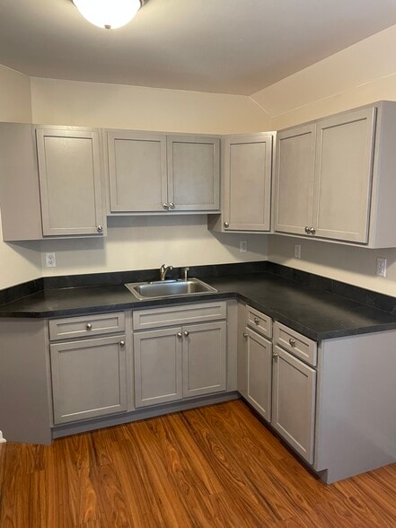 Building Photo - 4 Willoughby St