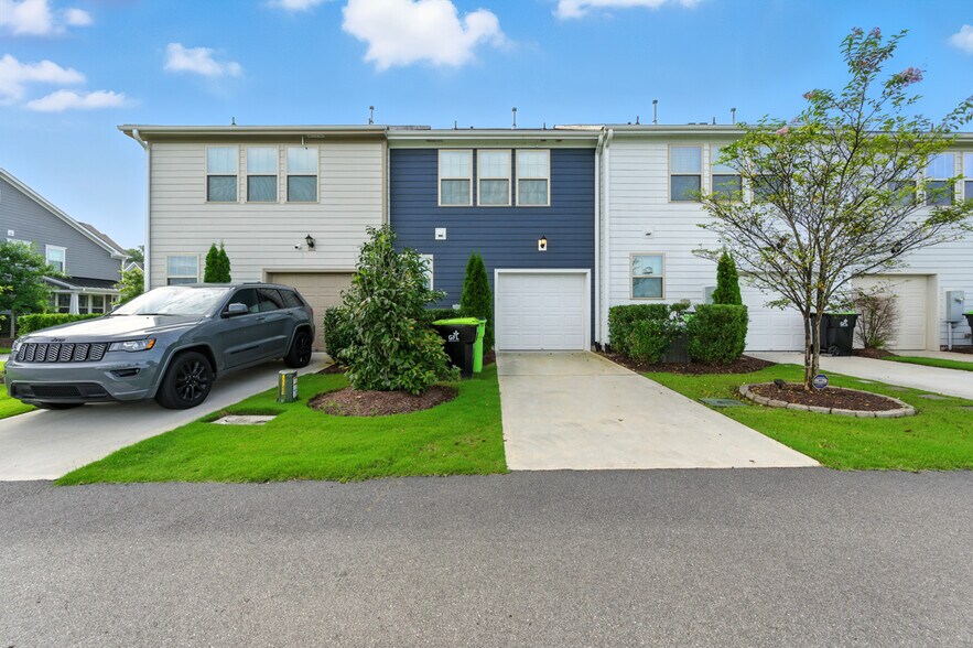 Building Photo - 292 Douglas Falls Dr