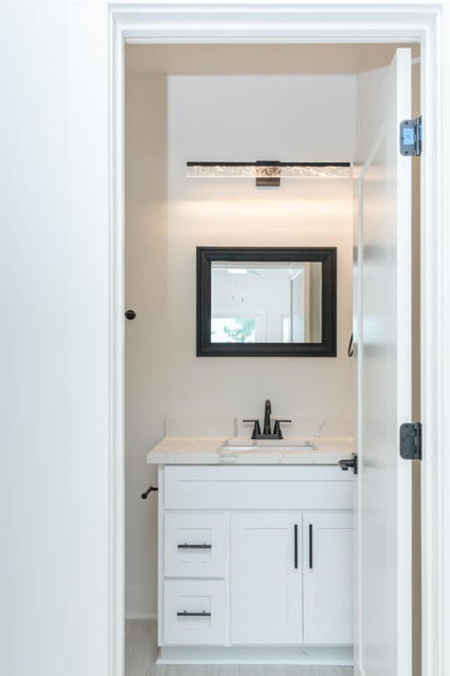 Building Photo - 103 Highpoint Dr