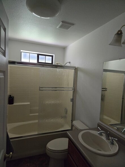 2nd barh - 4521 Wild Lilac Ln