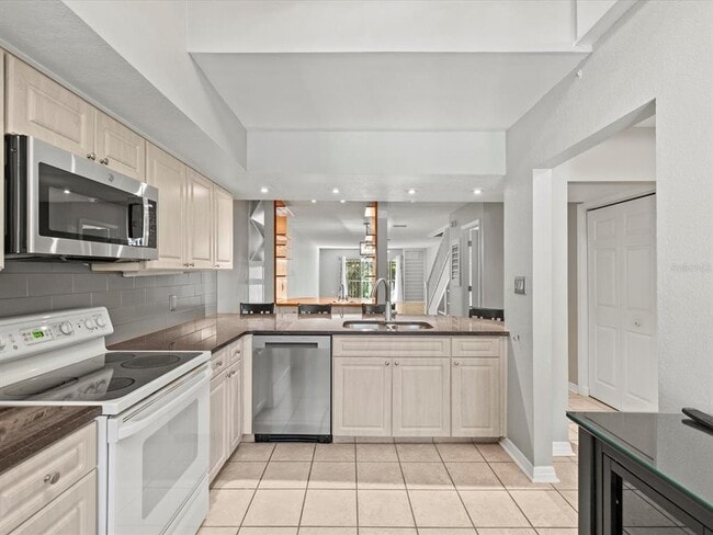 Building Photo - 2577 Dolly Bay Dr