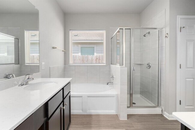 Building Photo - 700 Fortrose Ter
