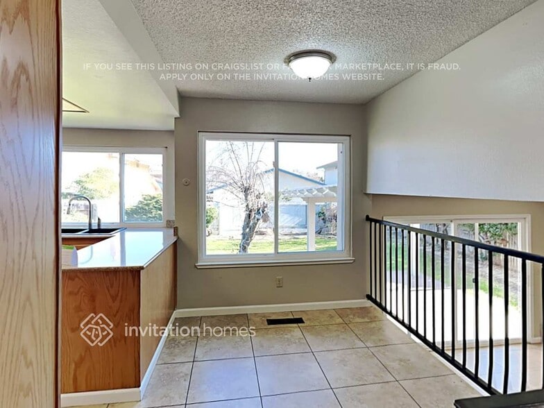 Building Photo - 7449 Palmer House Dr