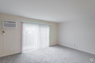 Interior Photo - Day Heights Meadows