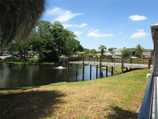 Building Photo - 2331 Finlandia Ln