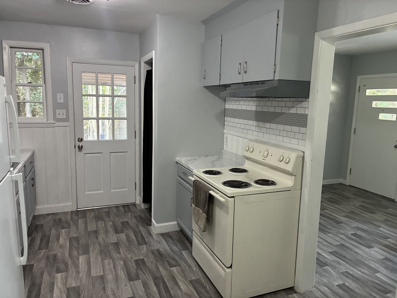 Building Photo - 1728 E Avalon Cir