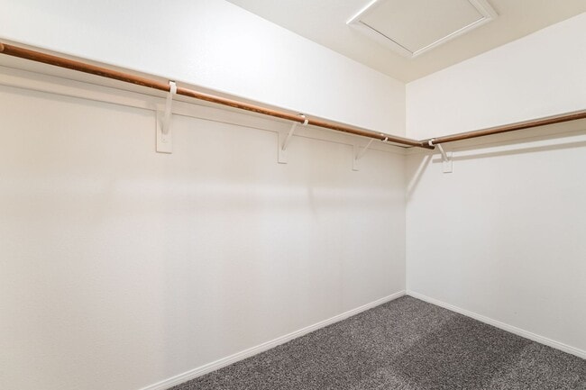 Building Photo - Charming Home in Henderson!