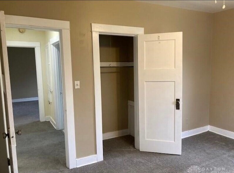 Building Photo - 48 Richmond Ave