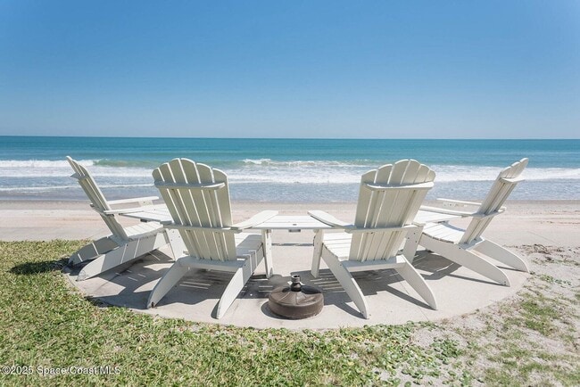 Building Photo - Furnished and Available April 6th 2026