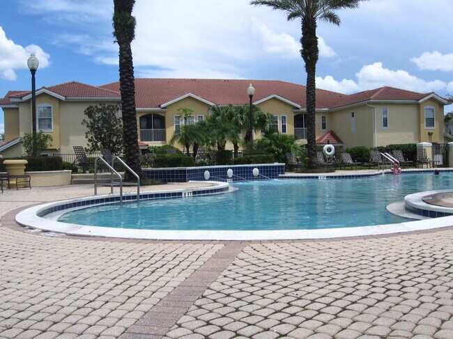 Building Photo - 12025 Villanova Dr