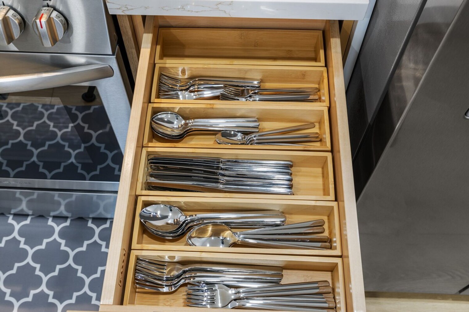 Building Photo - 1317 Donohue Dr