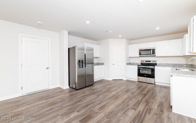 Building Photo - 104 Cool Crk Ct