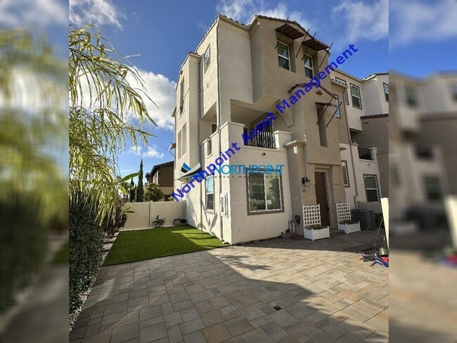 Building Photo - COMING SOON! Beautiful 4BR 3.5BA Home w/ Community Pool and Spa Access • Quartz Kitchen • 2-Car G...