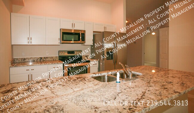 Building Photo - 1309 SE 8th Pl