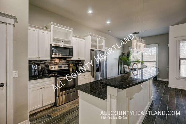 Building Photo - 1971 Leslie Beachler Ln