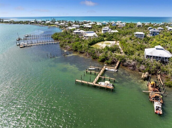 Building Photo - 9498 Alborado Rd